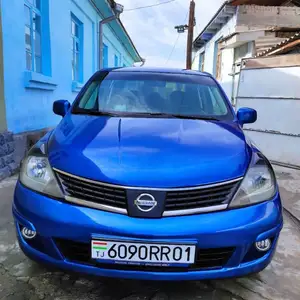 Nissan Tiida, 2008