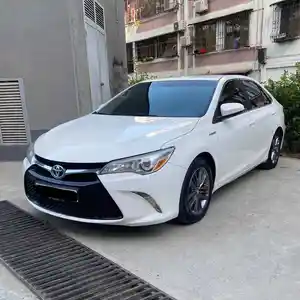 Toyota Camry, 2015