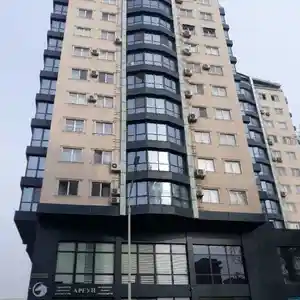 3-комн. квартира, 7 этаж, 100 м², рядом Муниса