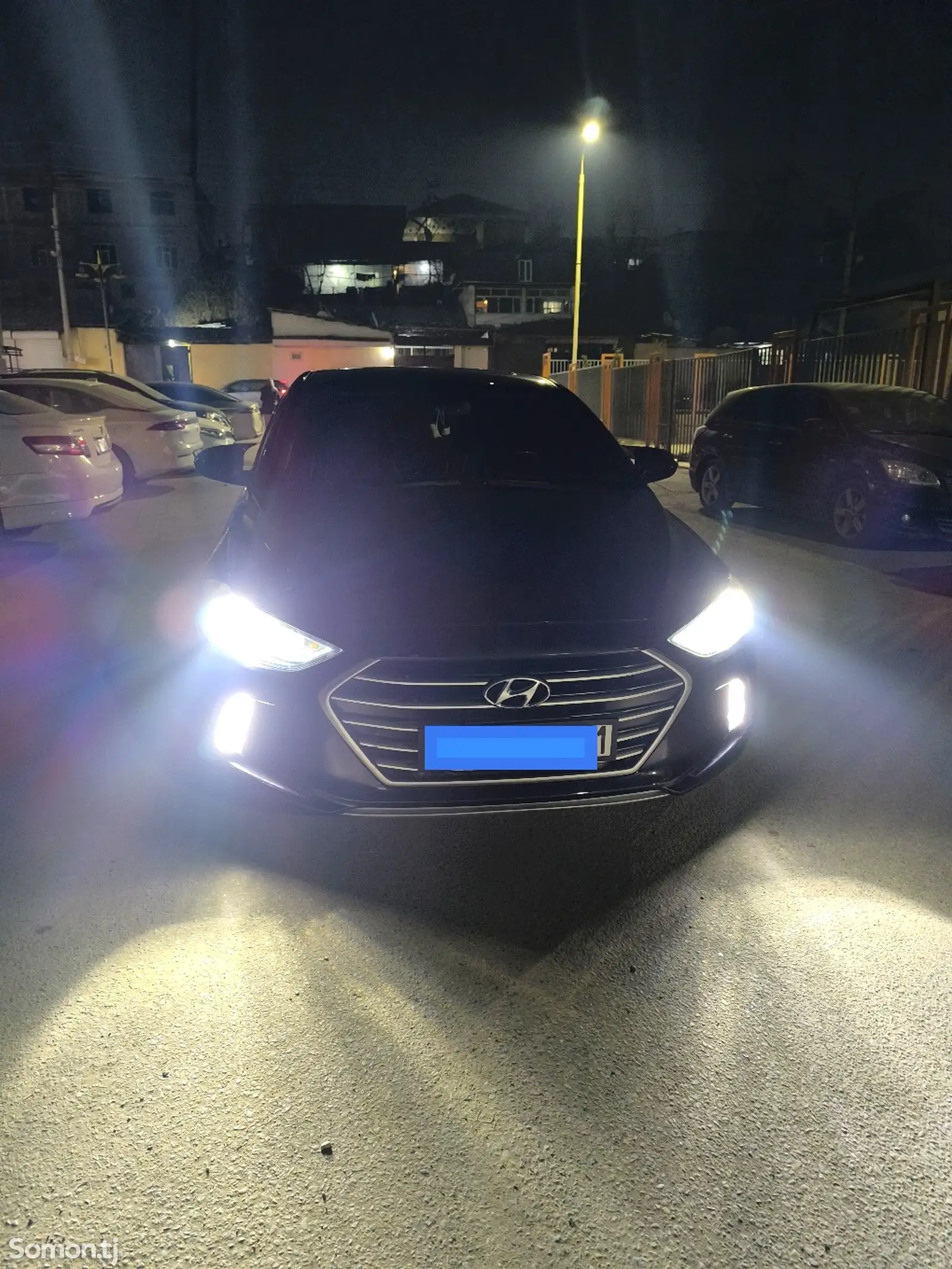 Hyundai Elantra, 2017-1