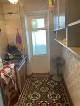 3-комн. квартира, 3 этаж, 50 м², Пахтакор-6