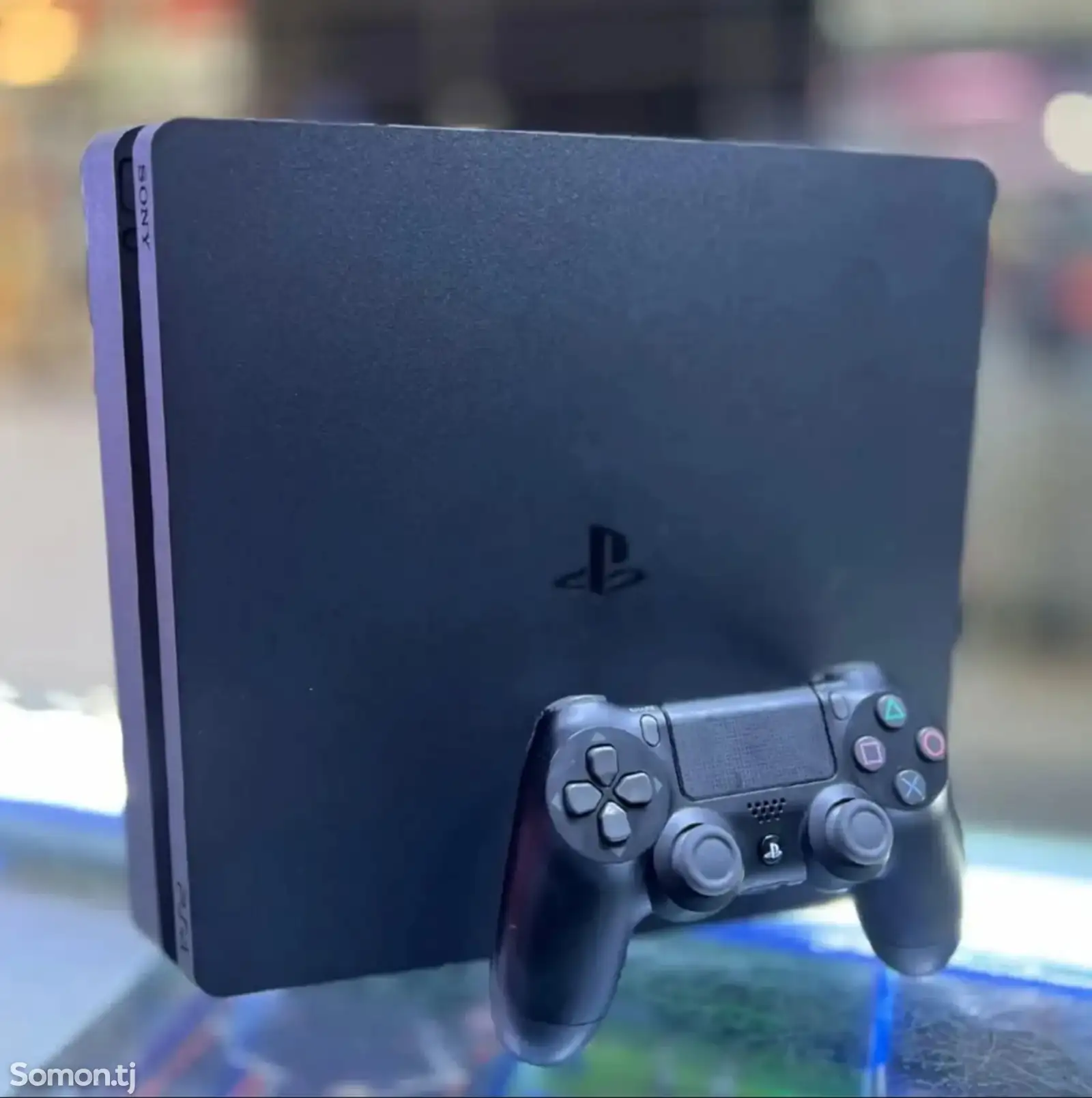 Игровая приставка Sony PlayStation 4 Slim-1