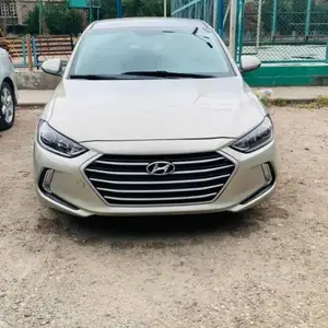 Hyundai Elantra, 2017