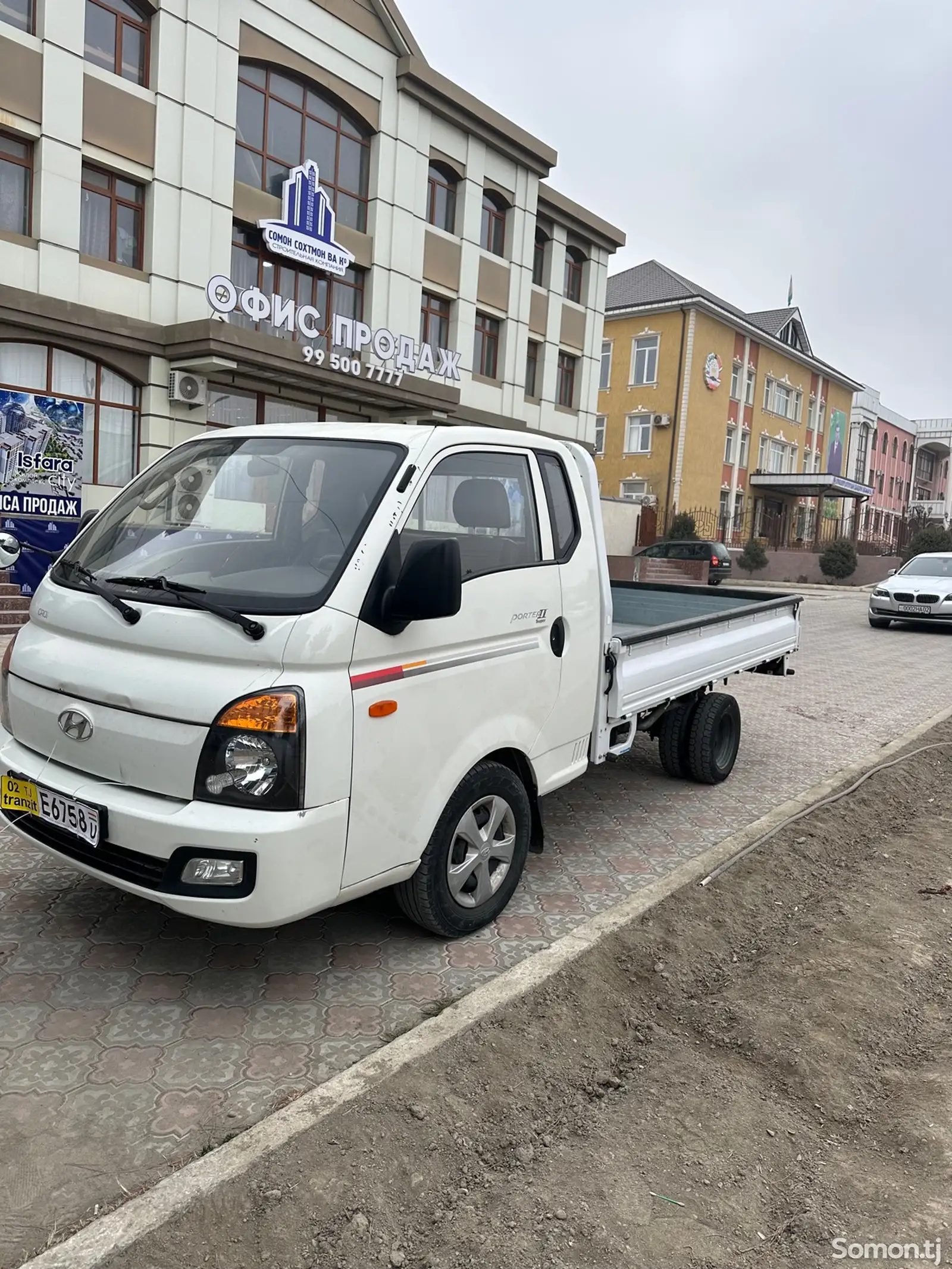 Бортовой автомобиль Hyundai Porter, 2016-1