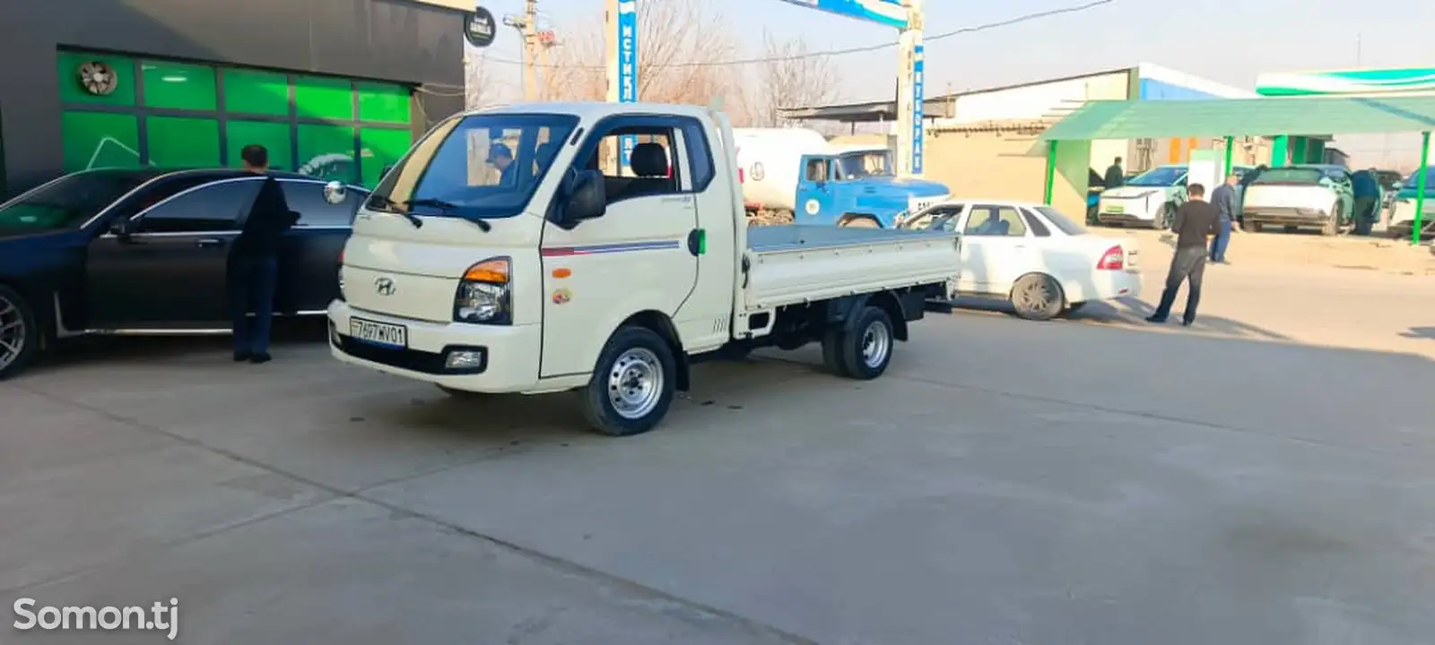 Бортовой автомобиль Hyundai Porter, 2016-1