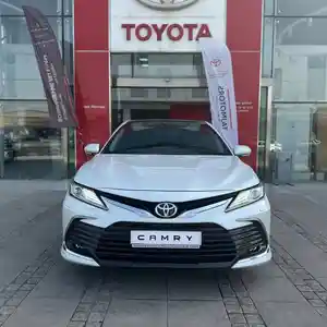 Toyota Camry, 2024