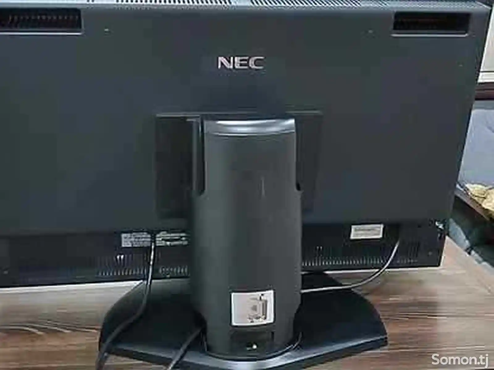 Монитор NEC PA301W для цветокоррекции-1