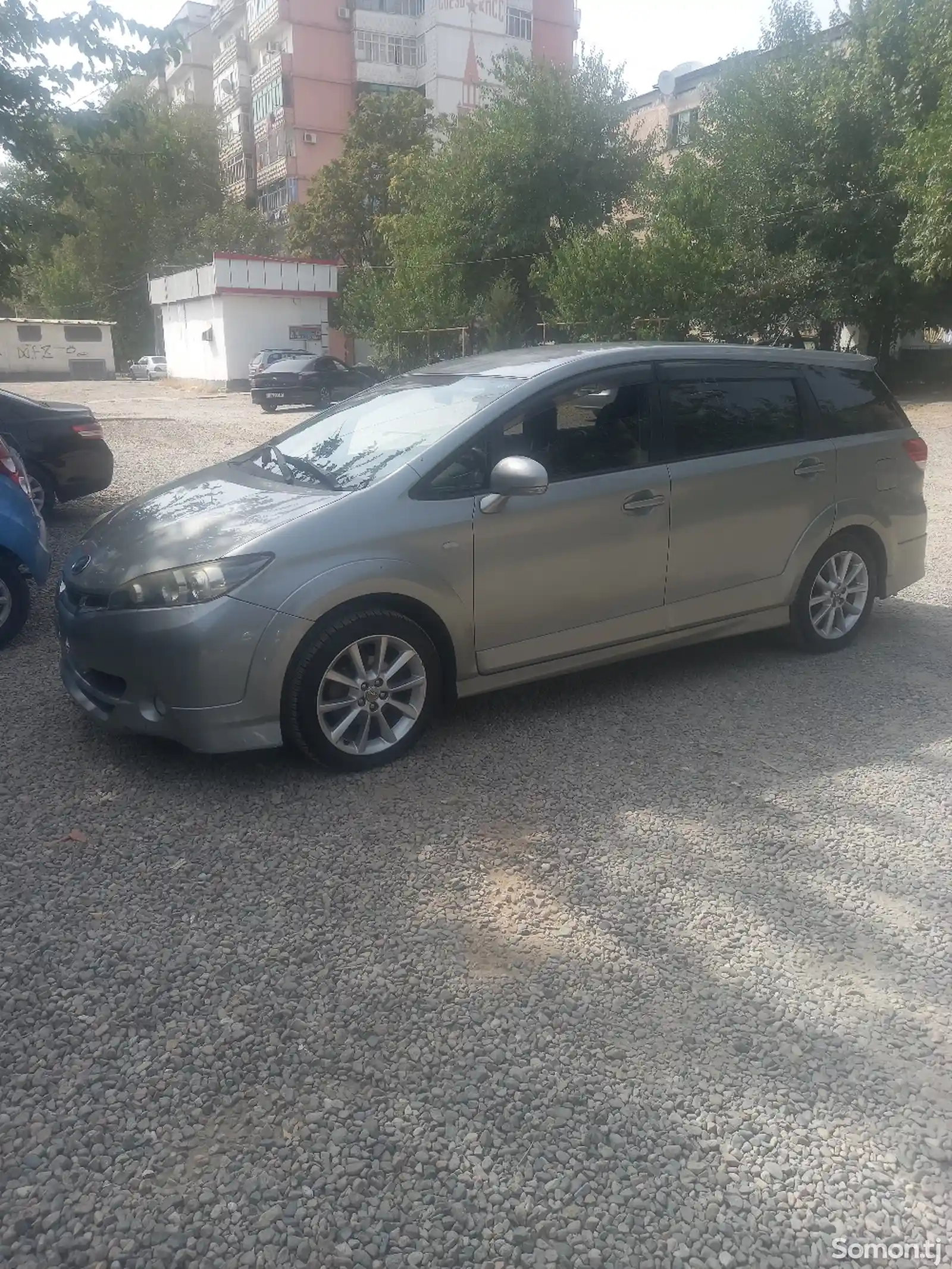 Toyota Wish, 2014-5