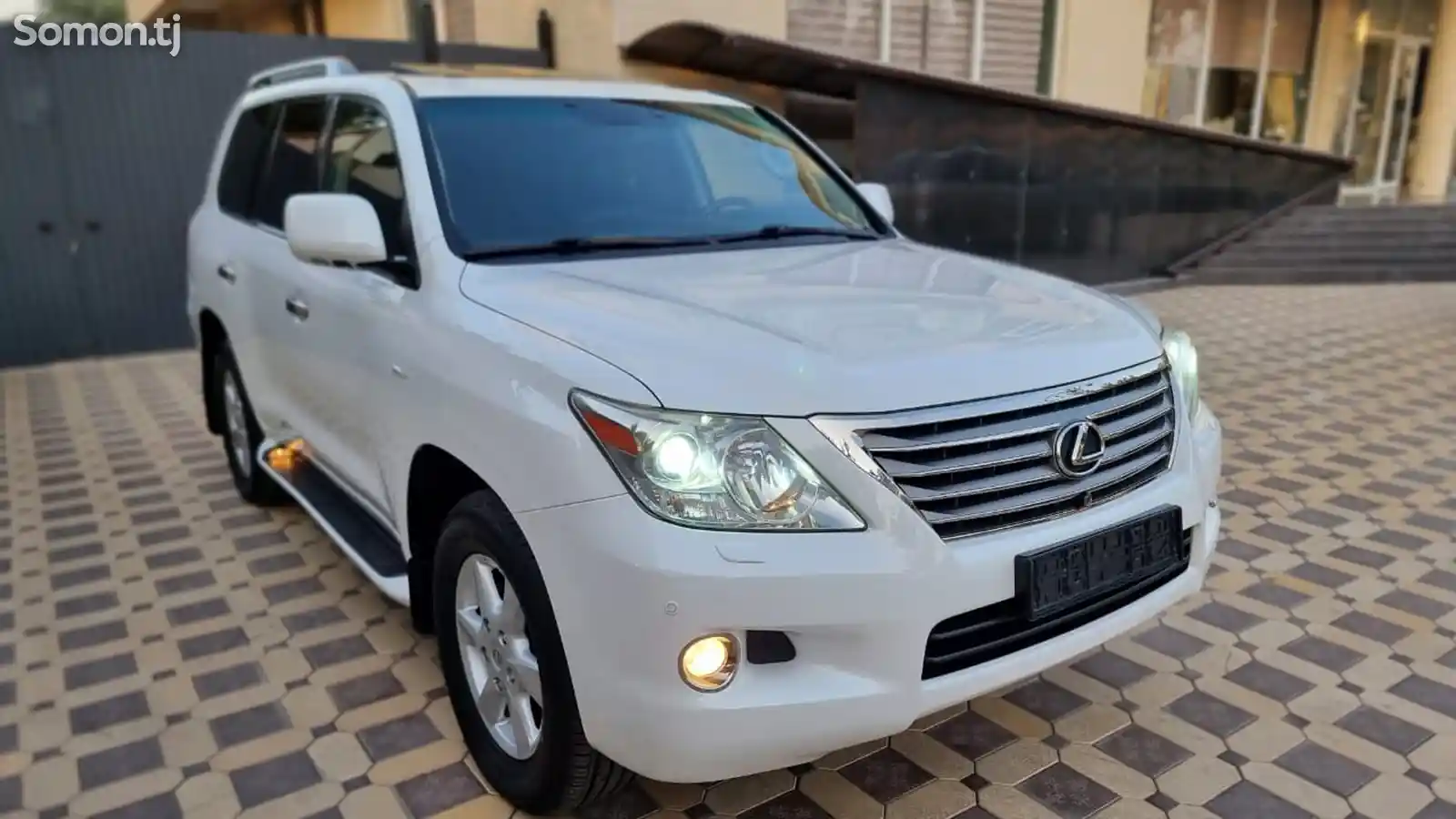 Lexus LX series, 2013-13