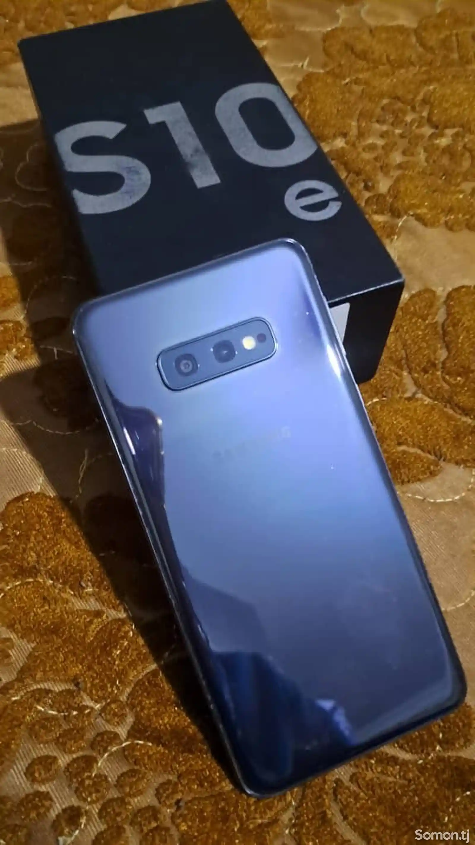 Samsung Galaxy S10e-3