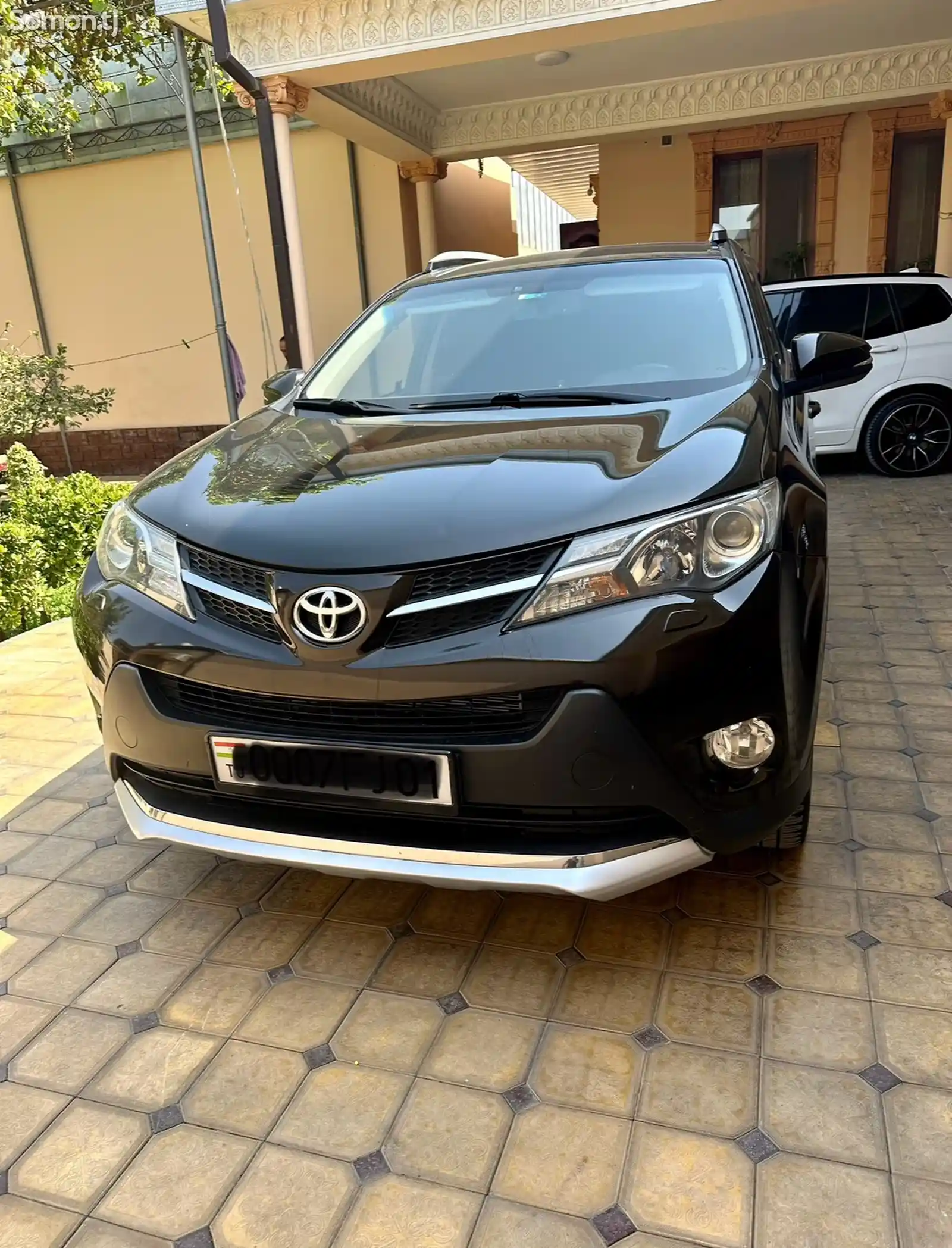 Toyota RAV 4, 2015-1