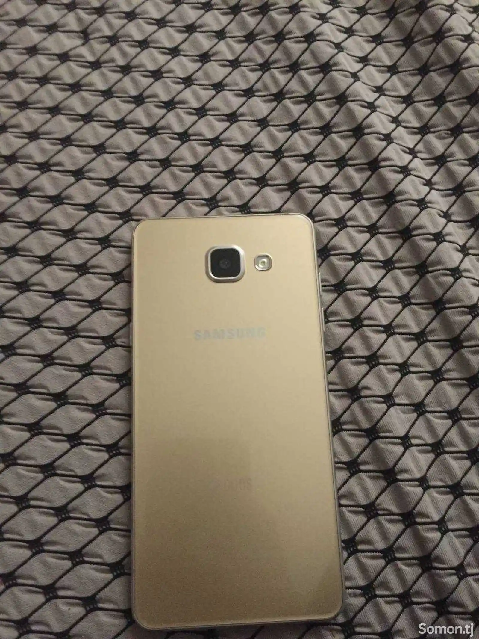 Samsung Galaxy A5 2016-1