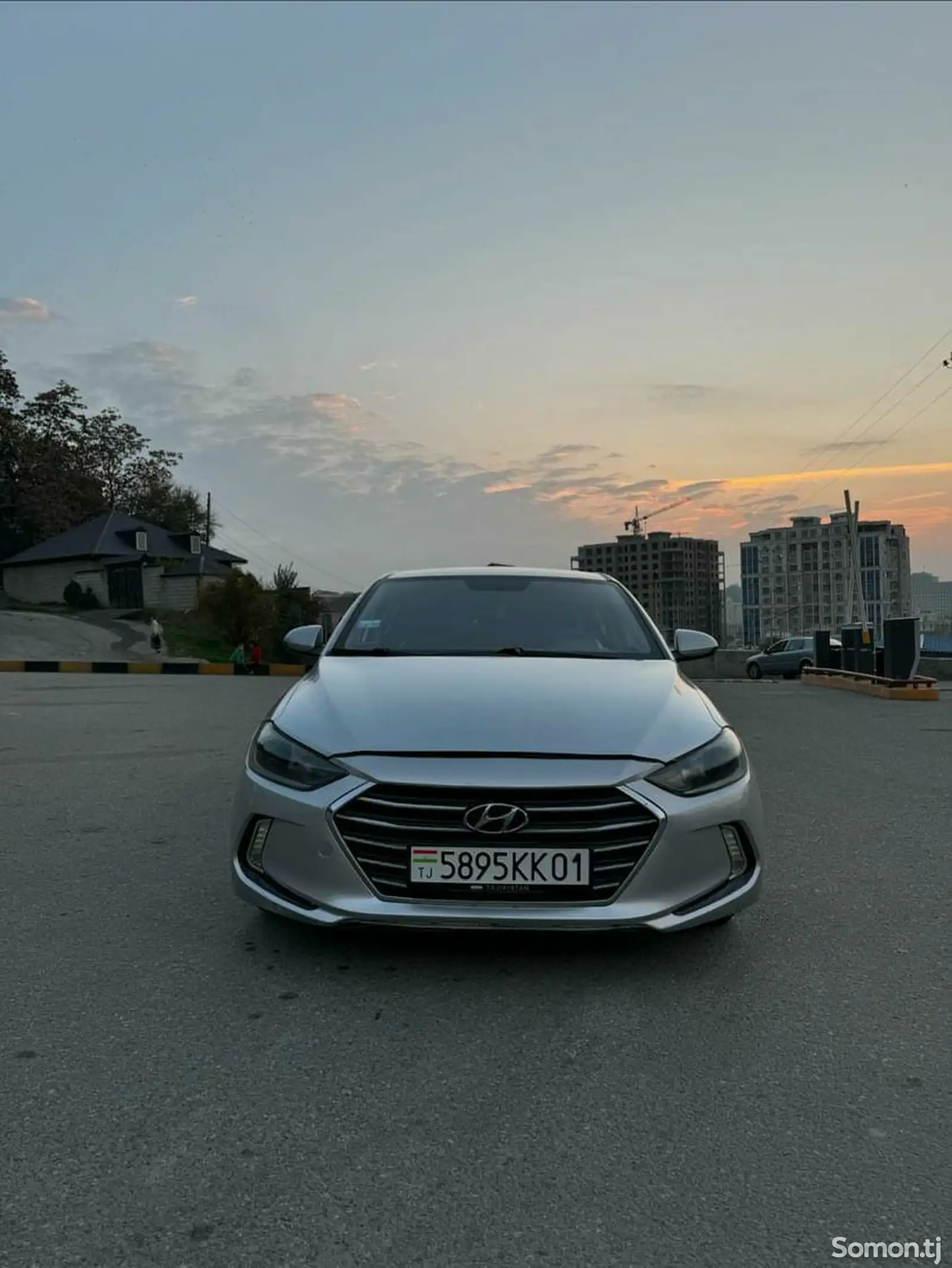 Hyundai Elantra, 2017-1