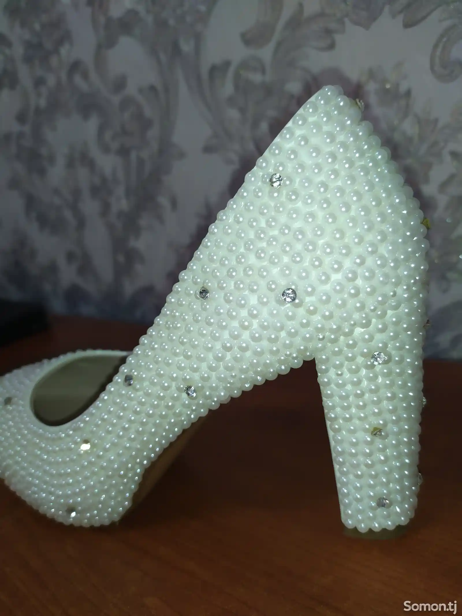 Белые Свадебные туфли с жемчужинами-9