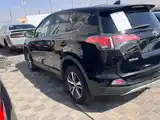 Toyota RAV 4, 2018-5