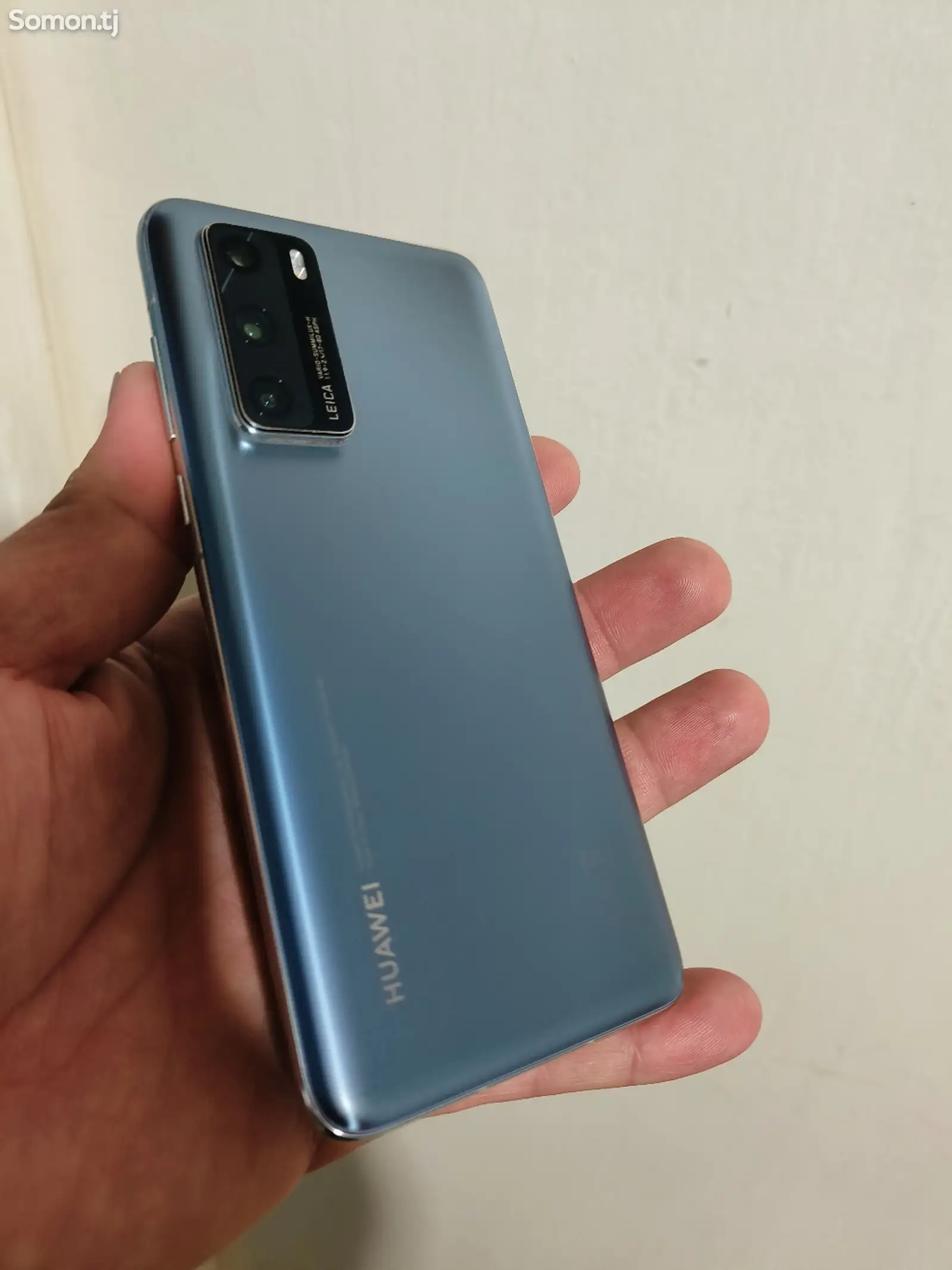 Huawei P40-1