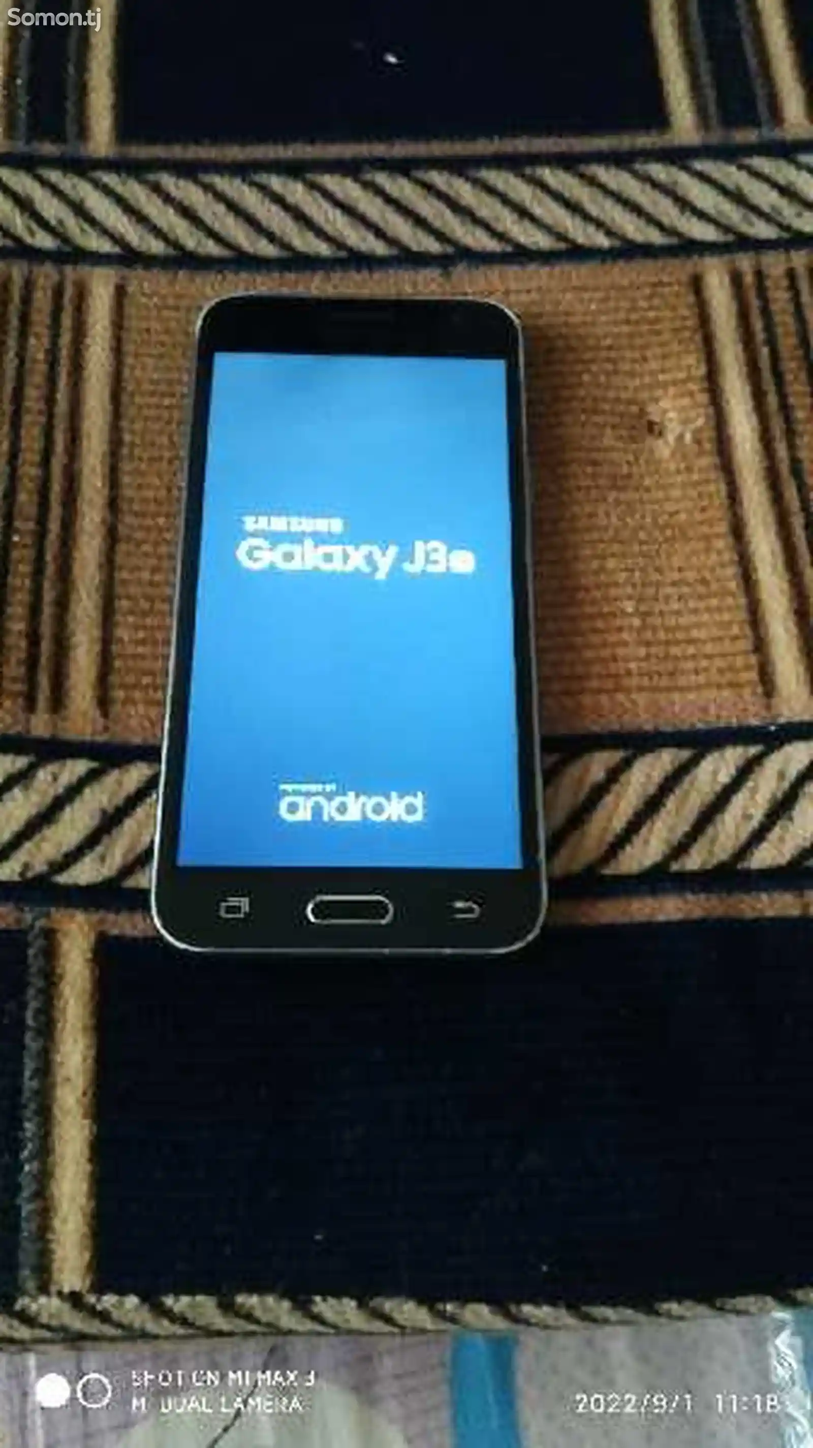 Samsung Galaxy j3 8gb-1