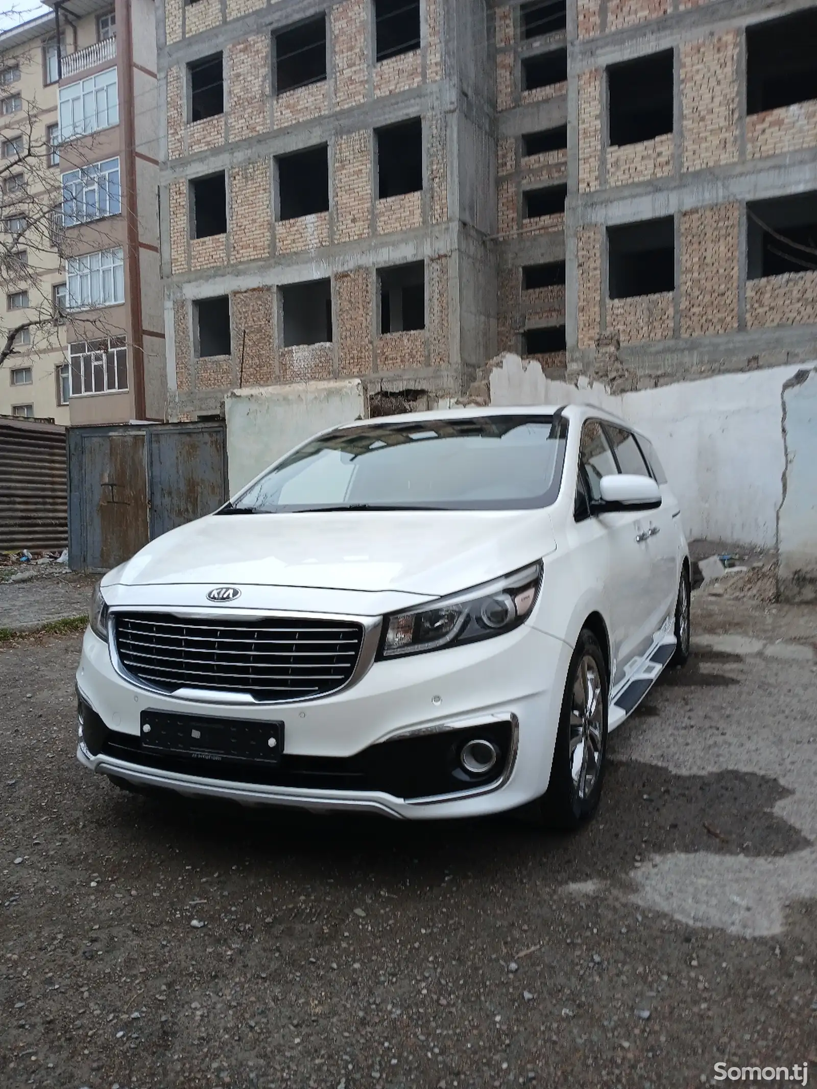 Kia Carnival, 2015-1