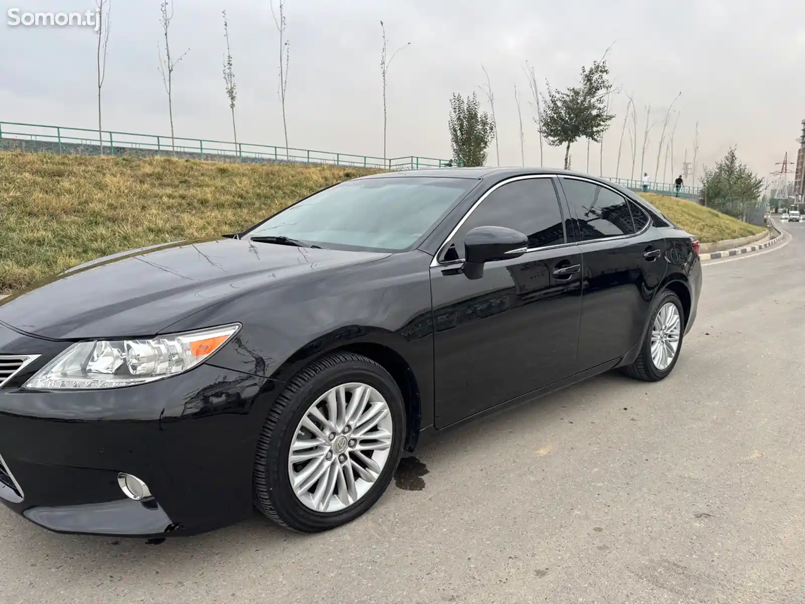 Lexus ES series, 2014-2