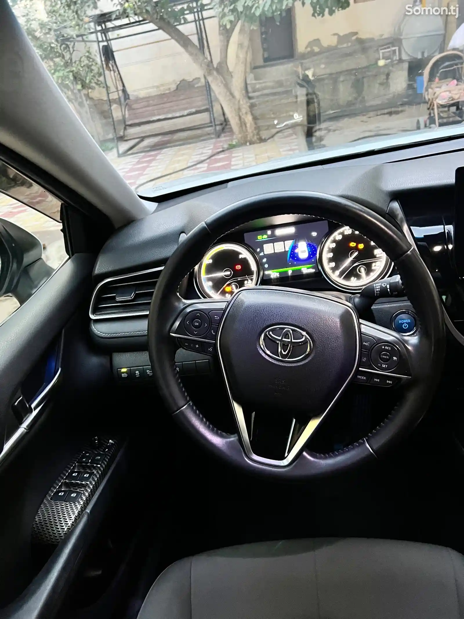 Toyota Camry, 2017-9