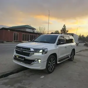 Toyota Land Cruiser, 2017