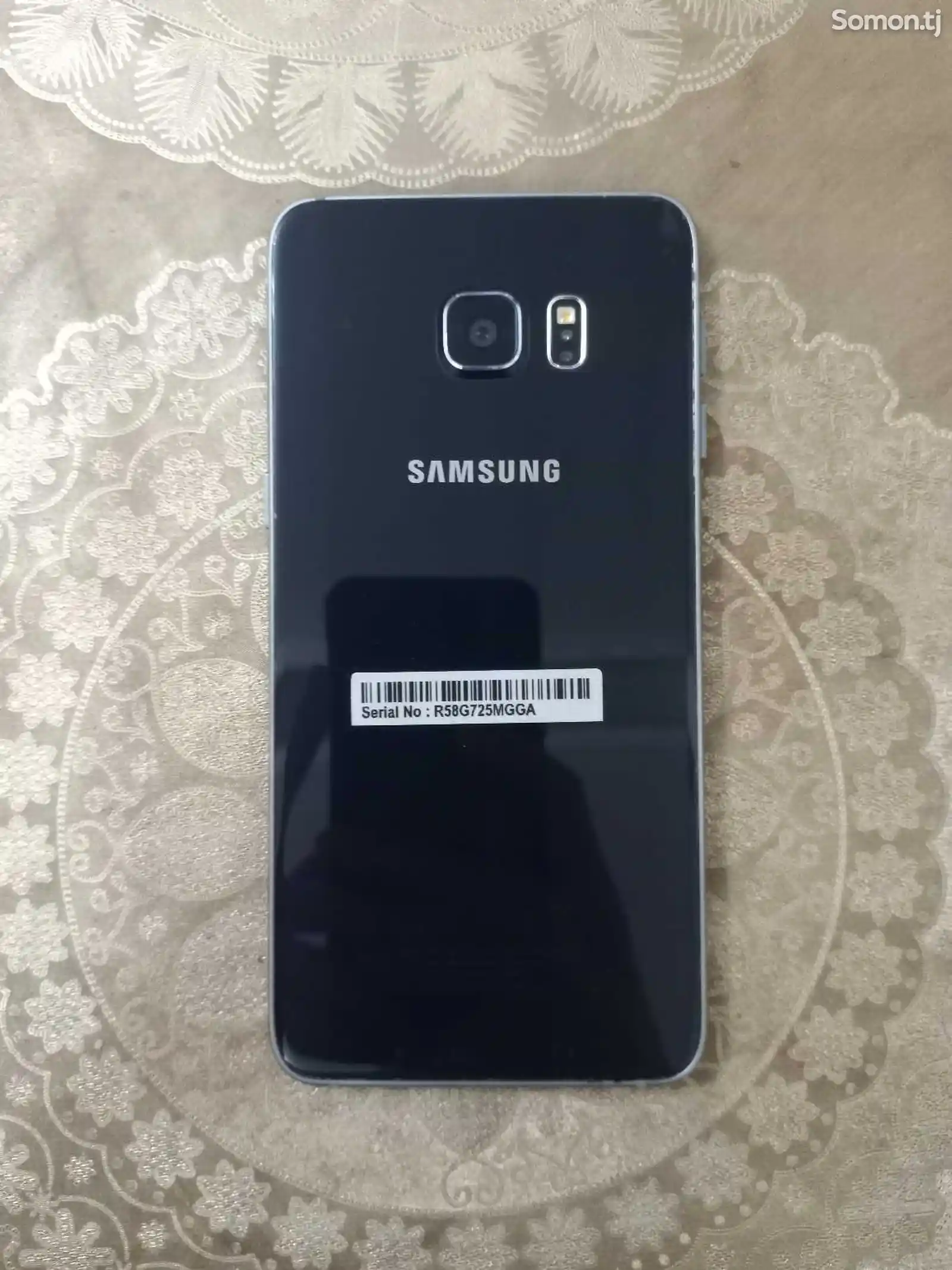 Samsung Galaxy S6 edge+-2