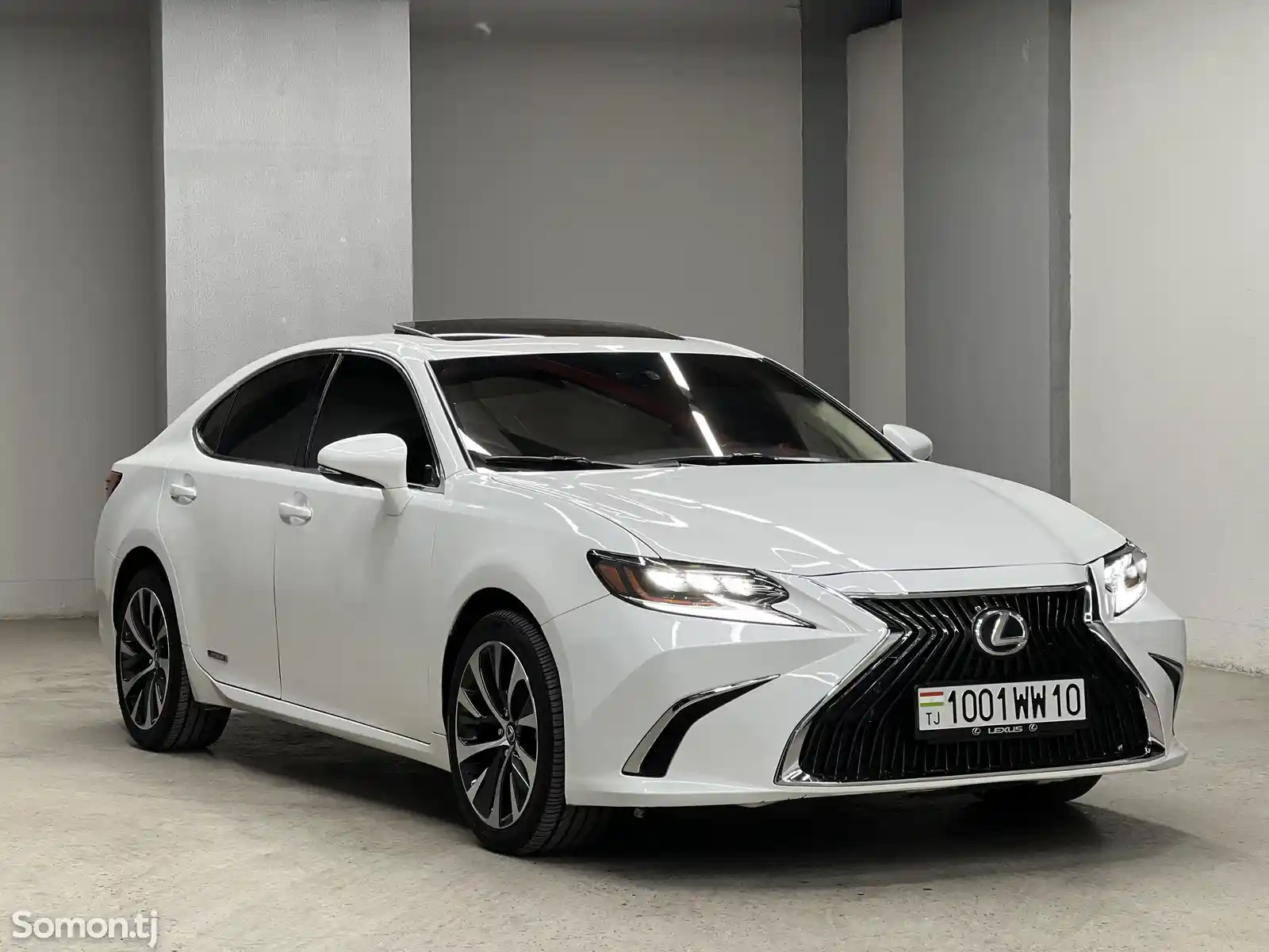 Lexus ES series, 2015-2