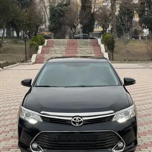 Toyota Camry, 2015