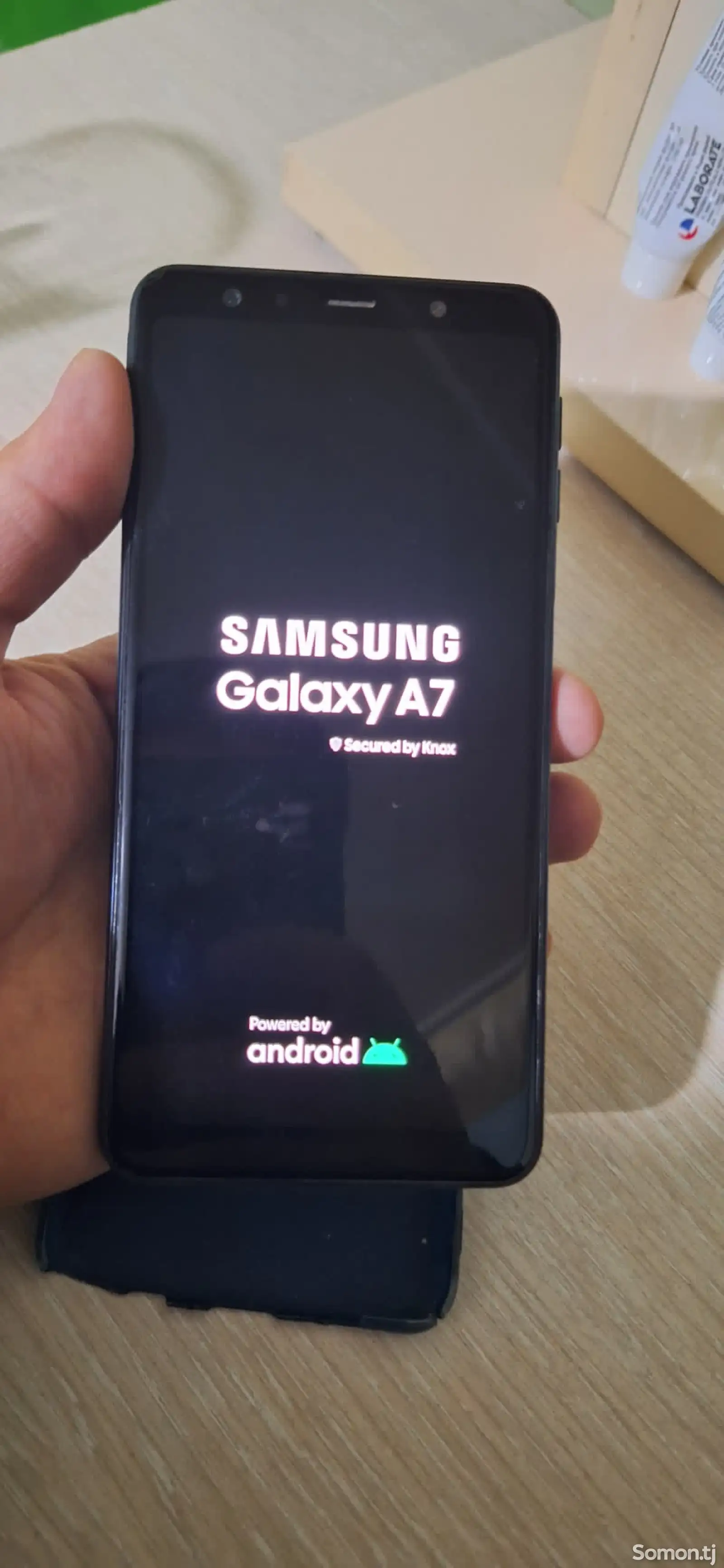 Samsung Galaxy А7, 2018-1