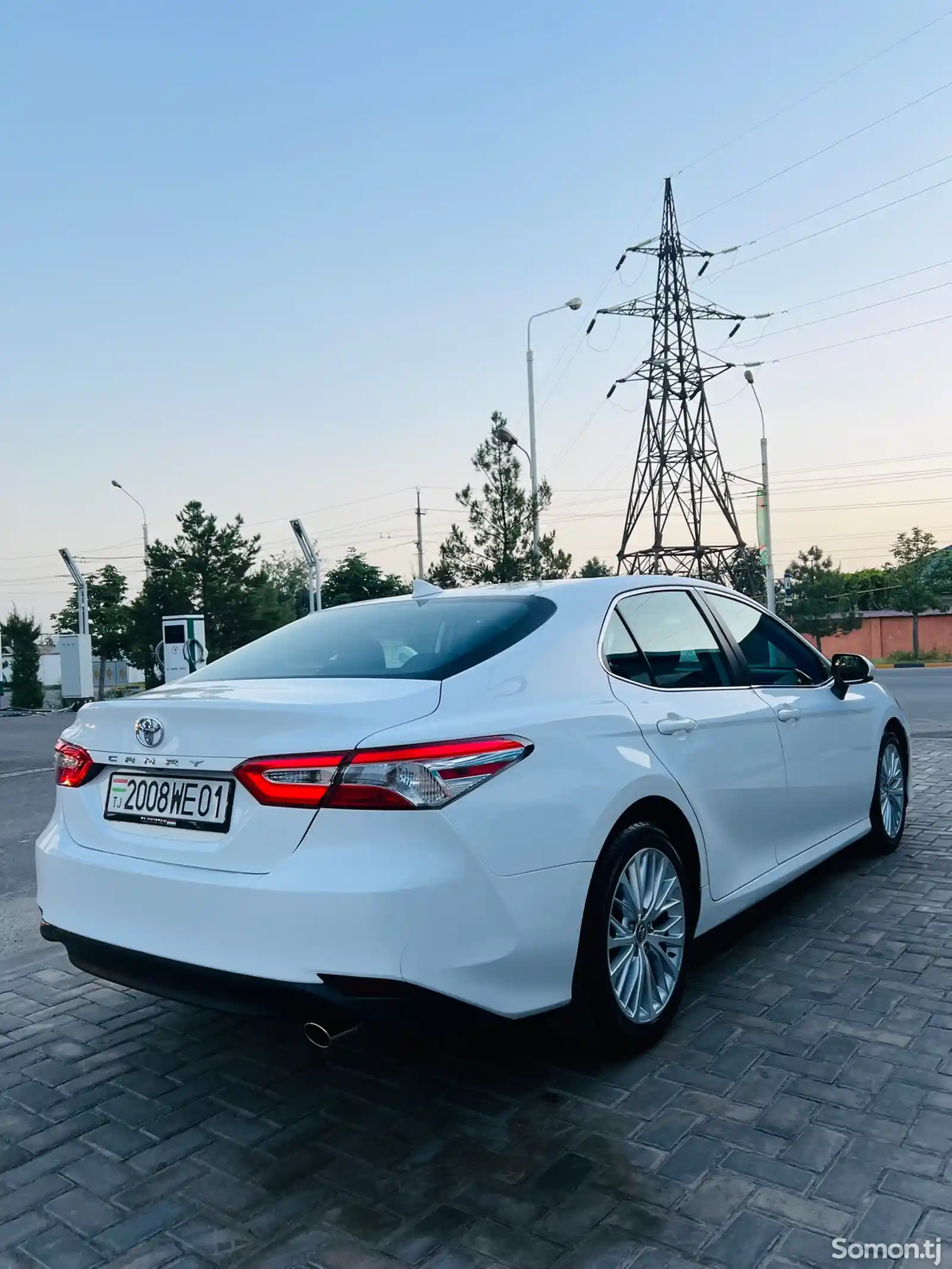 Toyota Camry, 2019-5