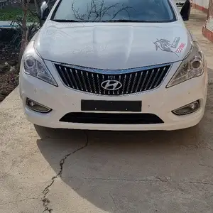 Hyundai Grandeur, 2012