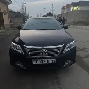 Toyota Camry, 2014