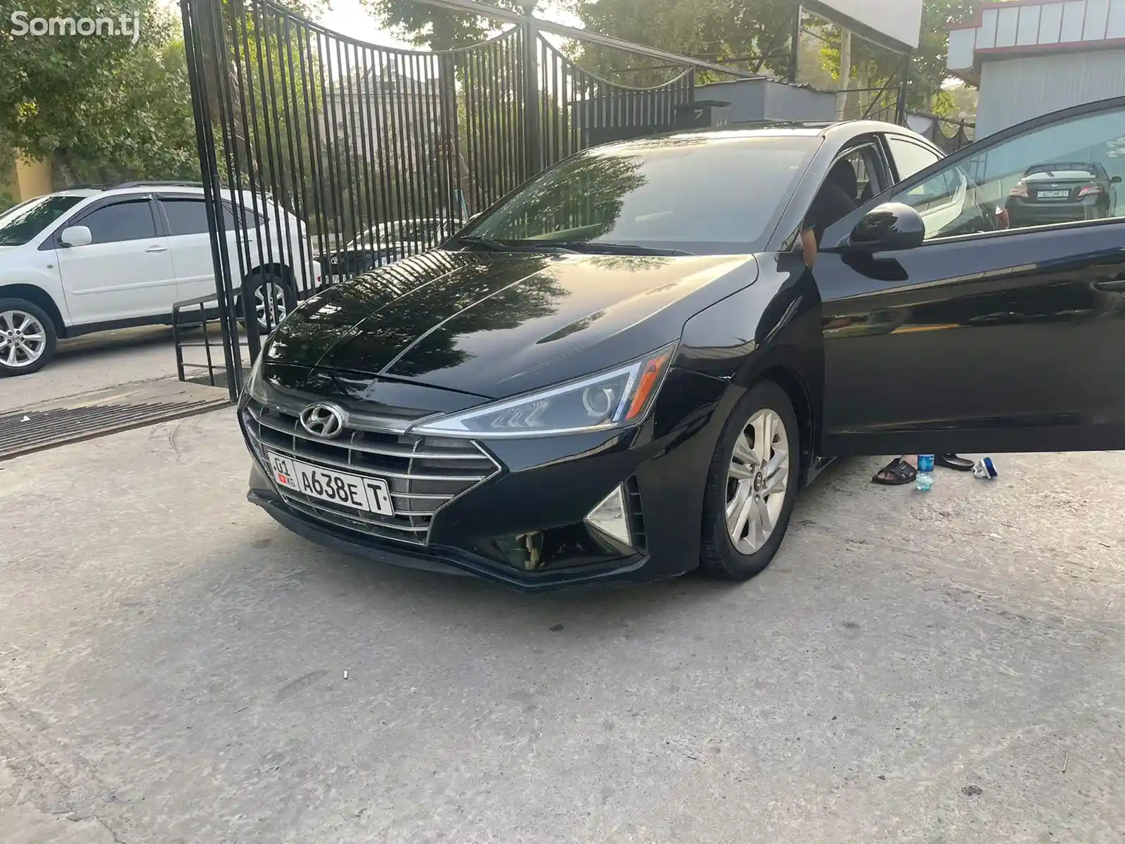 Hyundai Elantra, 2019-1