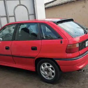 Opel Astra F, 1992