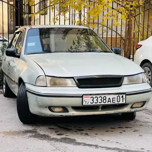 Daewoo Nexia, 1996