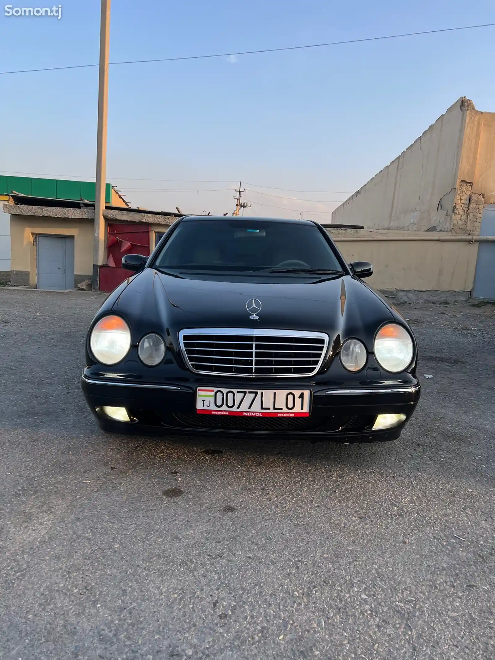 Mercedes-Benz E class, 2000-1