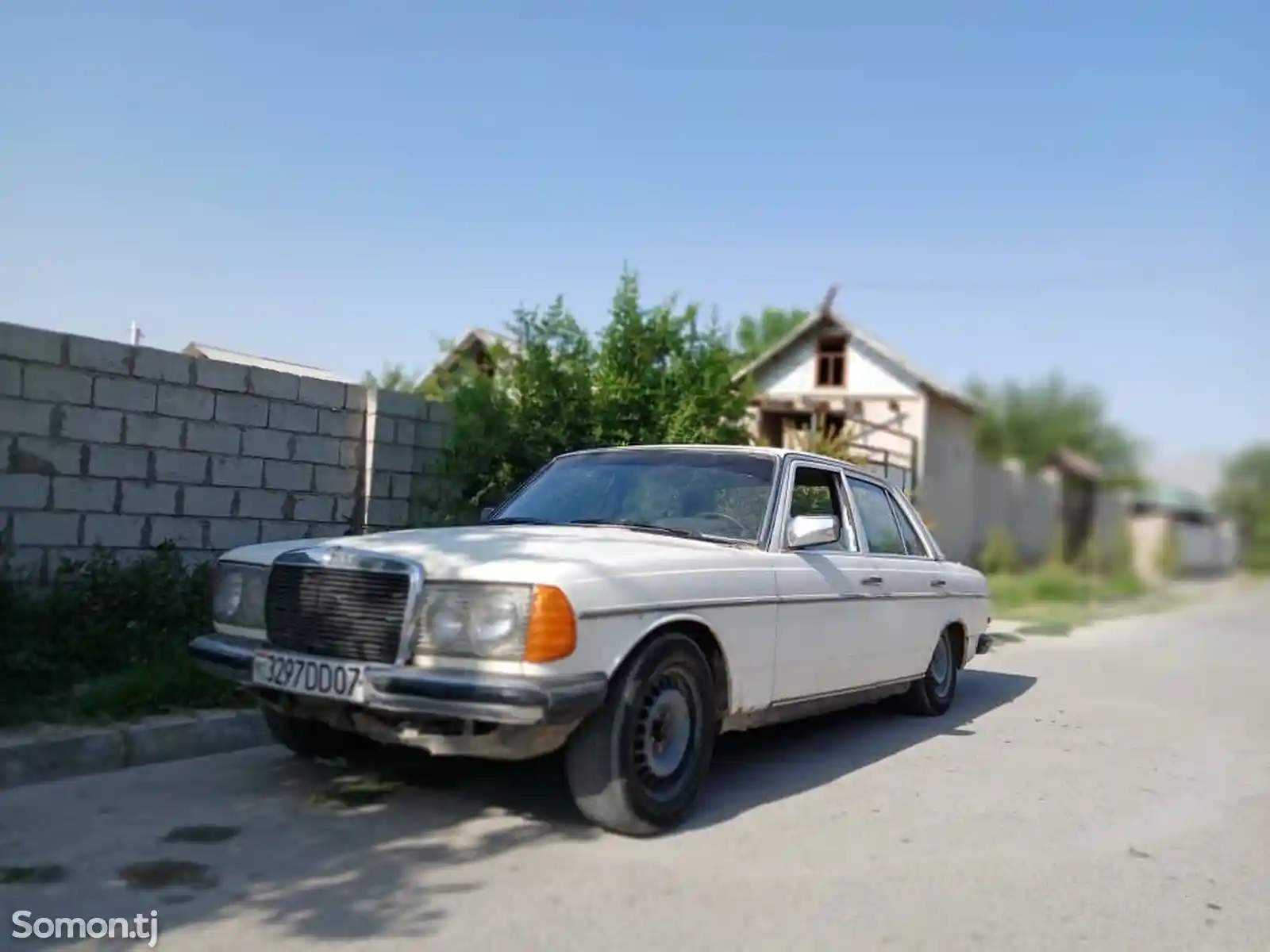 Mercedes-Benz W201, 1981-1