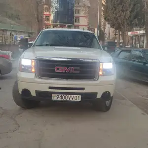 GMC Sierra, 2013