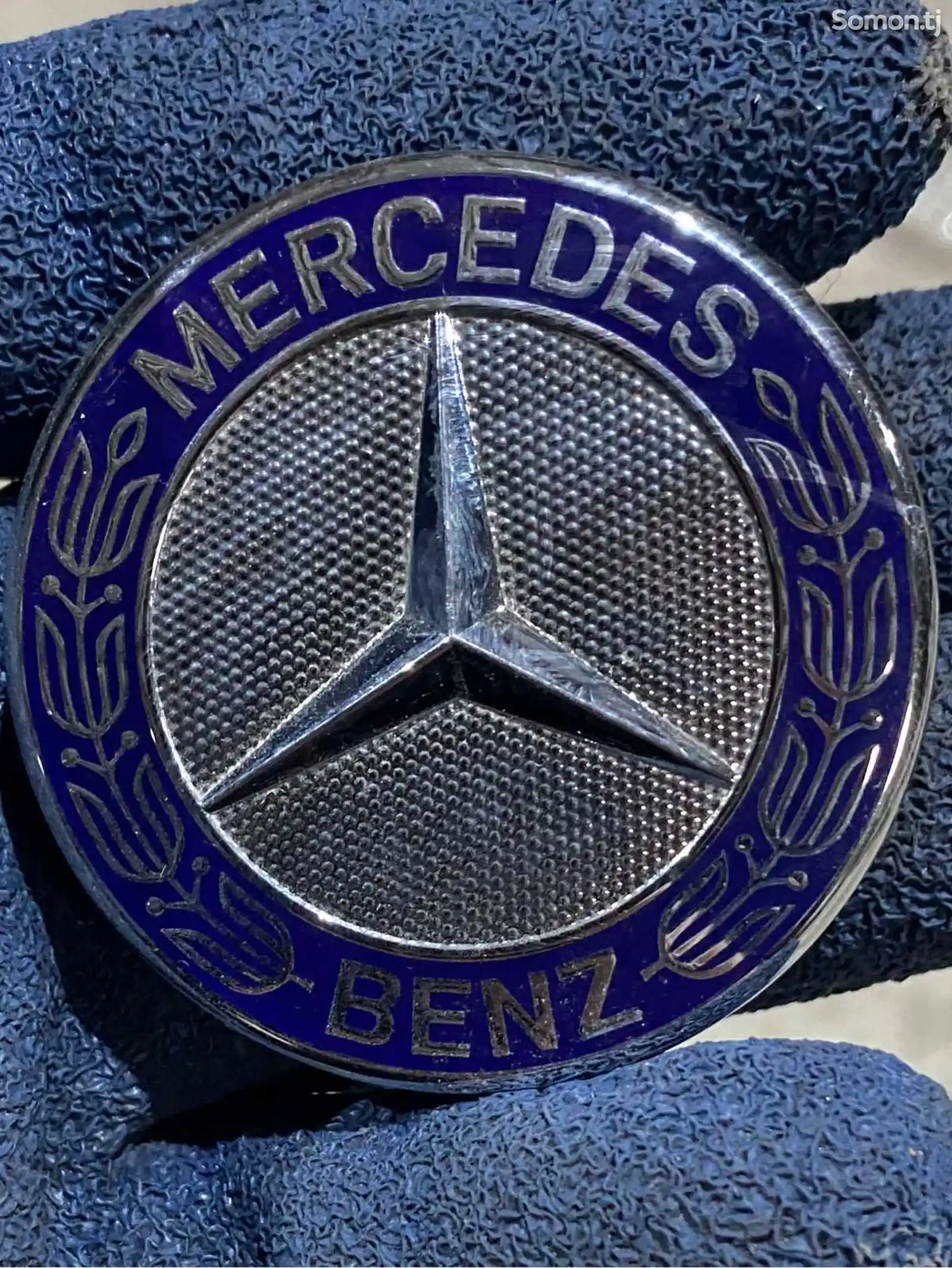 Знак для капота от Mercedes-Benz-9