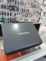 Ноутбук Toshiba-3