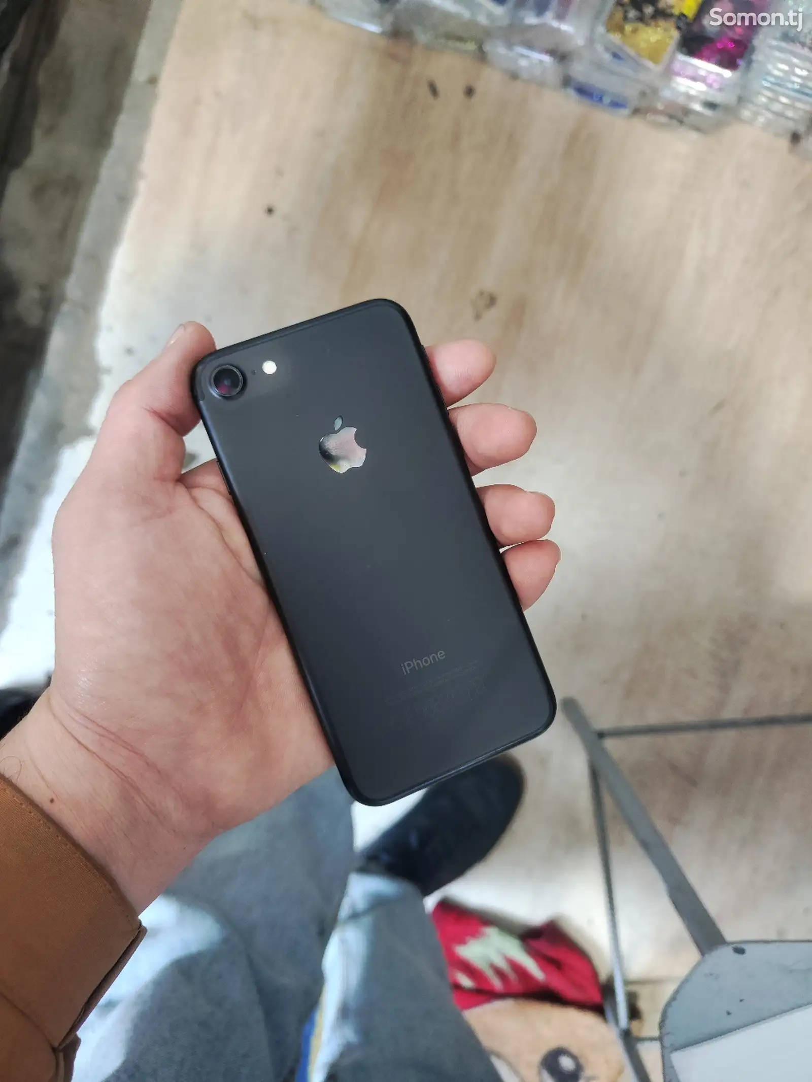 Apple iPhone 7, 32 gb-1