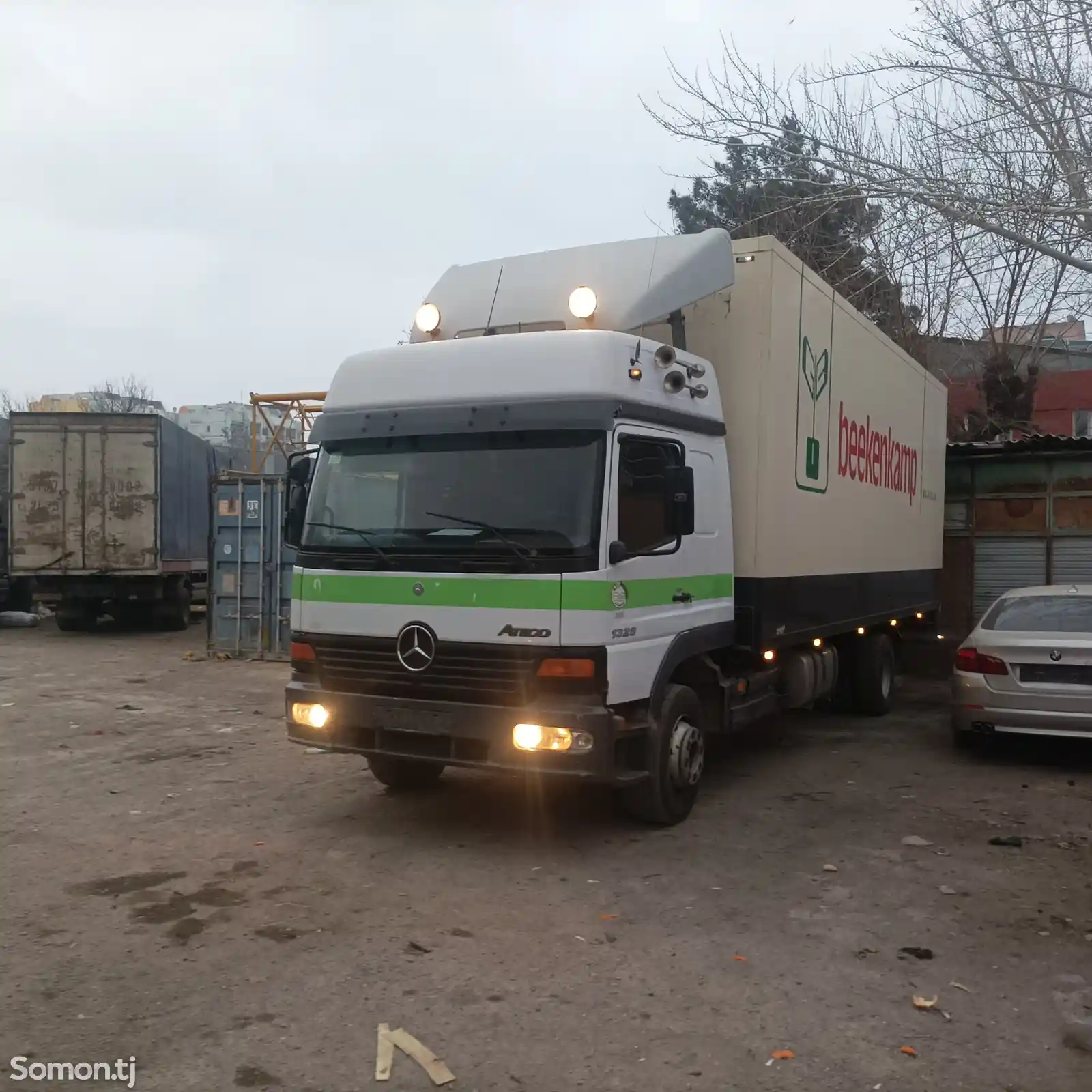 Бортовой грузовик Mercedes-Benz Atego, 2002-1