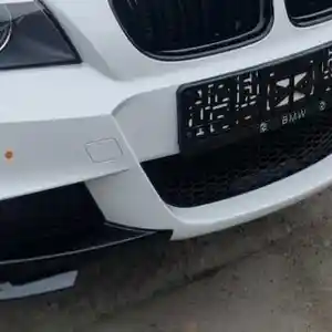 Накладка переднего бампера для BMW E90 M