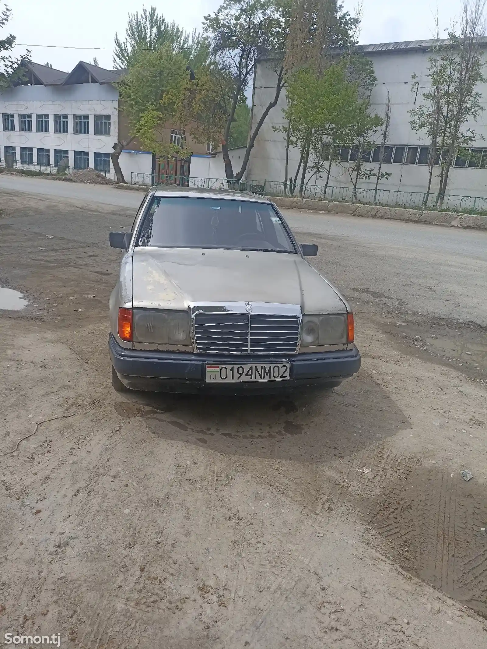 Mercedes-Benz W124, 1989-1