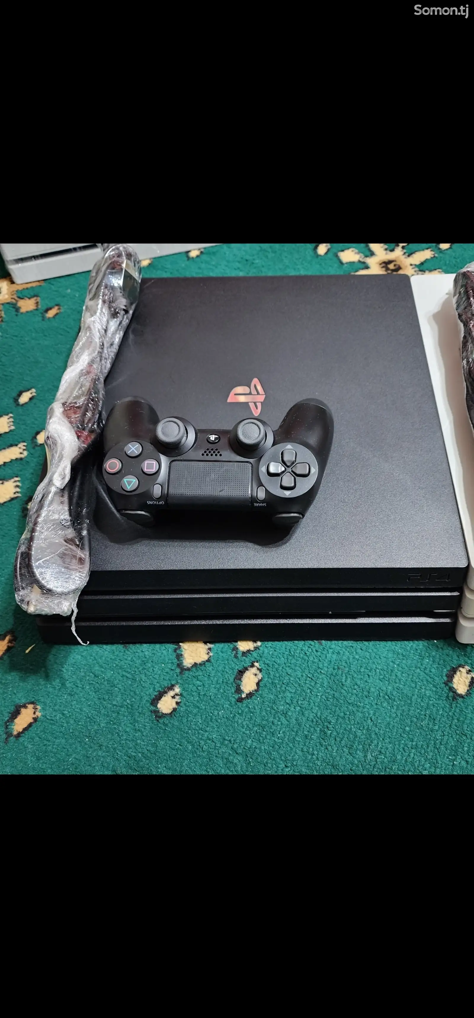 Игровая приставка playstation 4pro