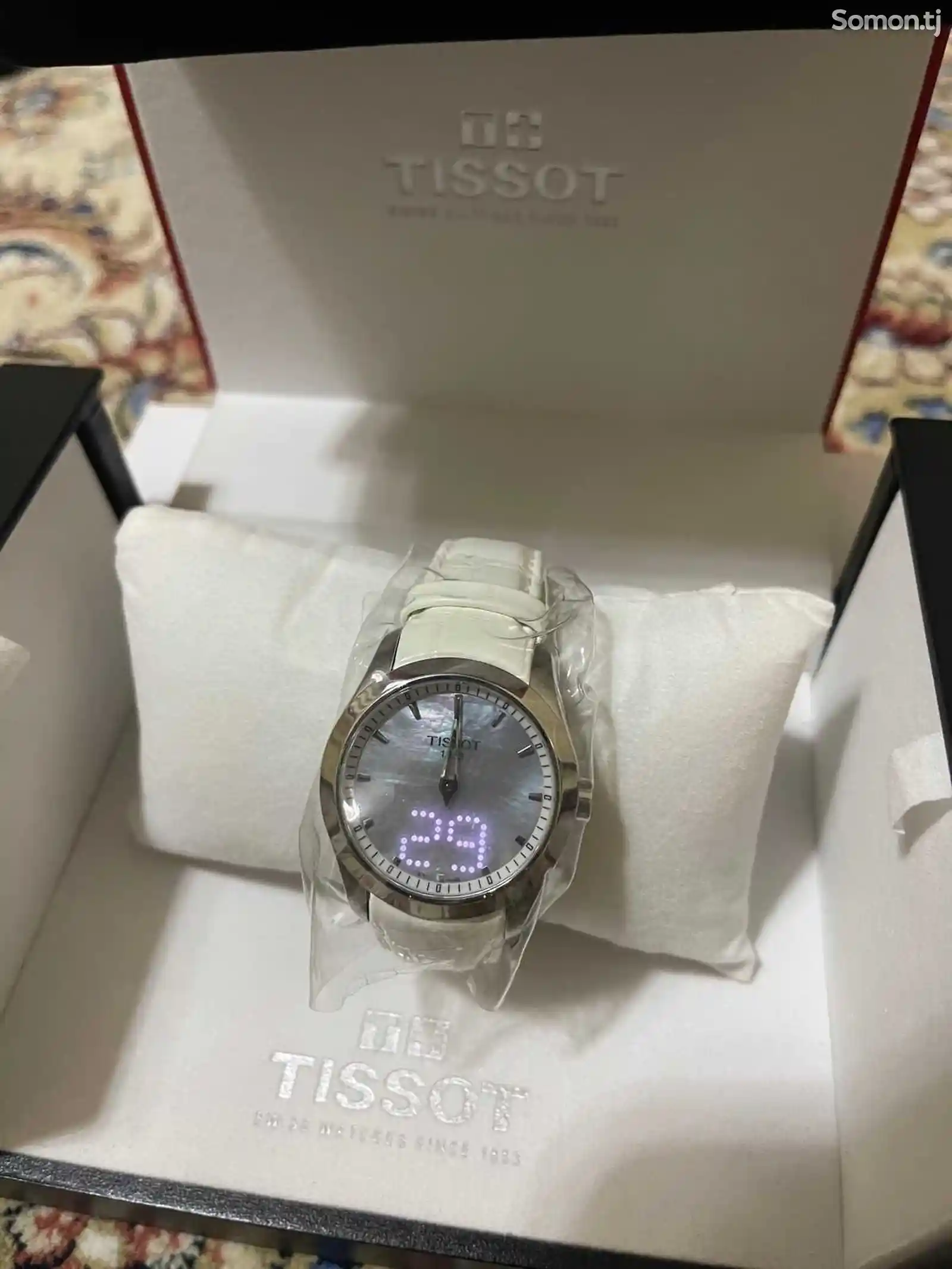 Часы Tissot swiss time-2