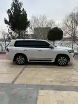 Toyota Land Cruiser, 2019-9