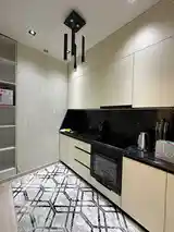 2-комн. квартира, 15 этаж, 65м², Оперка-5