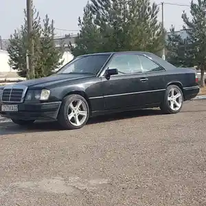 Mercedes-Benz W124, 1994