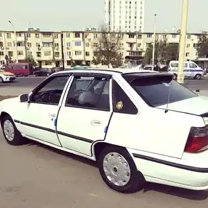 Daewoo Nexia, 1995